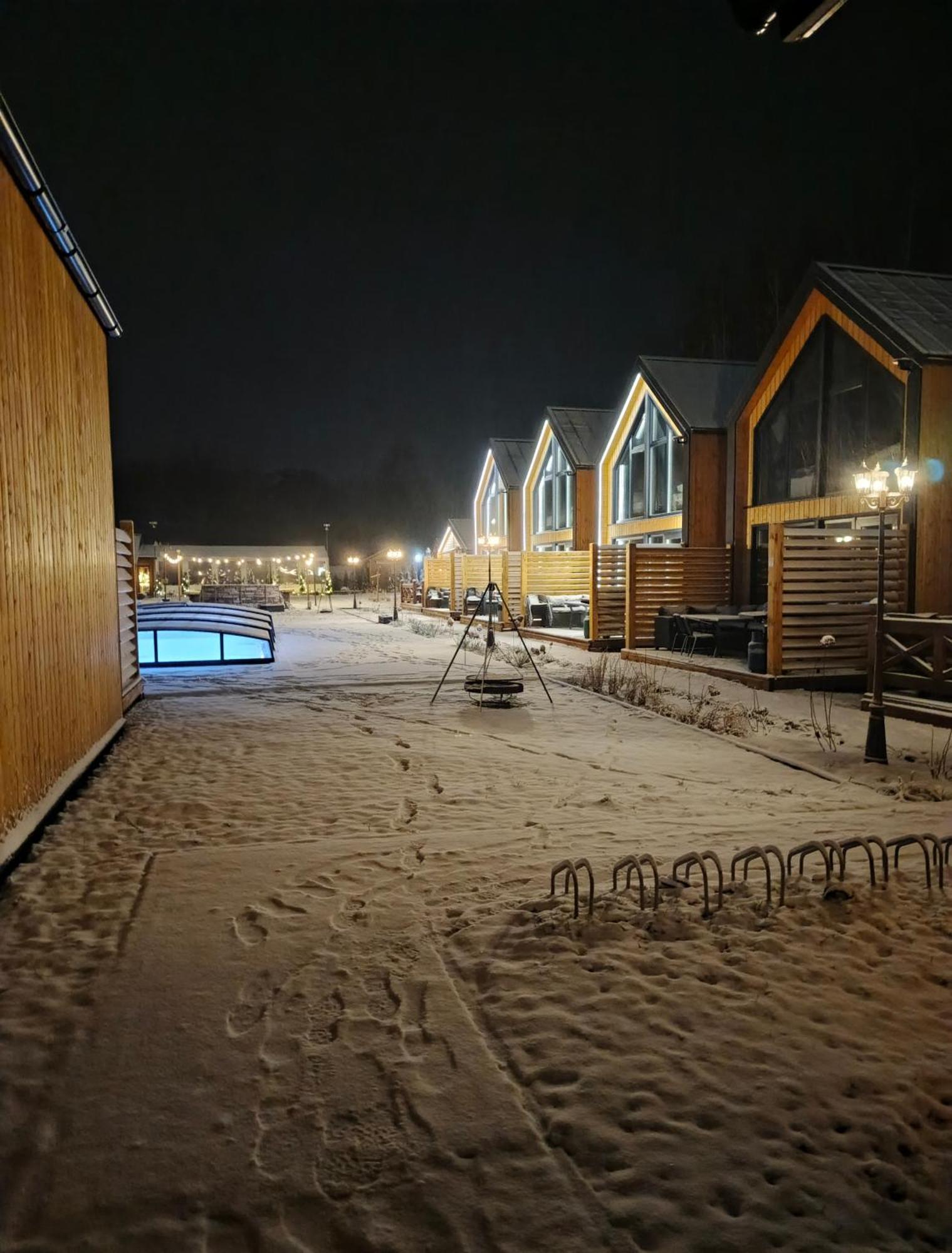 Grabska Osada Apartamenty - 100M Od Suntago Park-Domki Ogrzewane Caloroczne Mszczonów Exterior foto